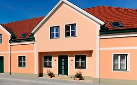 Weingut Familie Schuster